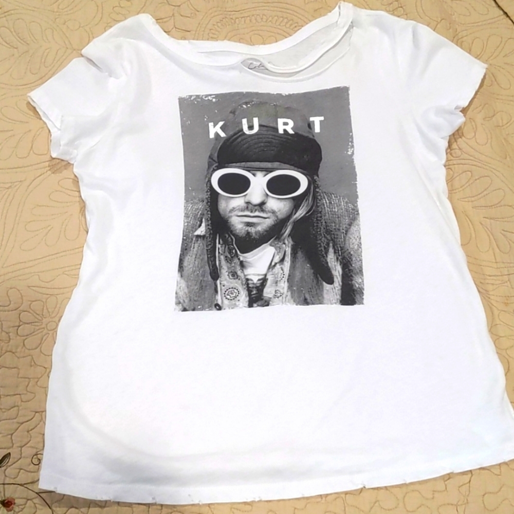 Kurt Cobain shirt